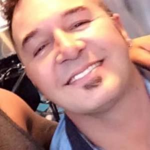 Meet your Posher, Wayne